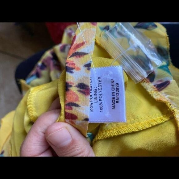 𝅺TULAROSA  Blouse - Picture 10 of 11